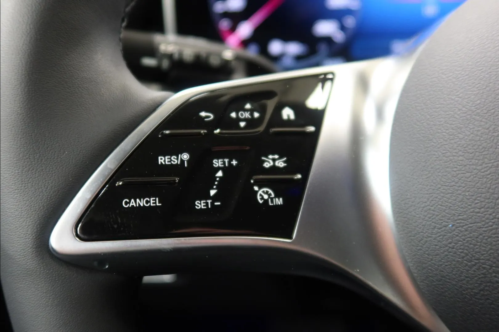 Mercedes-Benz GLC MRP-646 carousel image