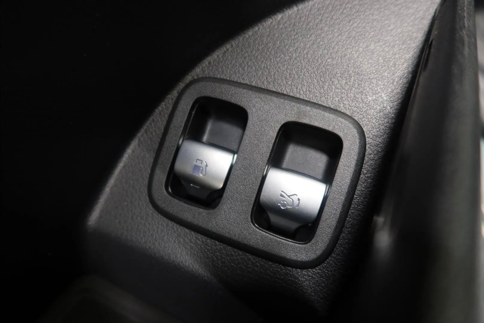 Mercedes-Benz GLC MRP-646 carousel image