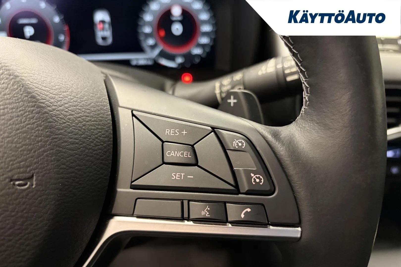 Nissan Juke RXE-724 carousel image