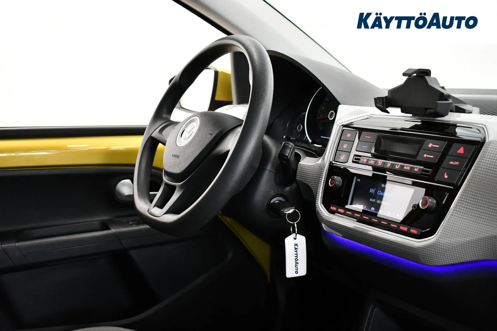 VOLKSWAGEN up! COU-924 carousel image