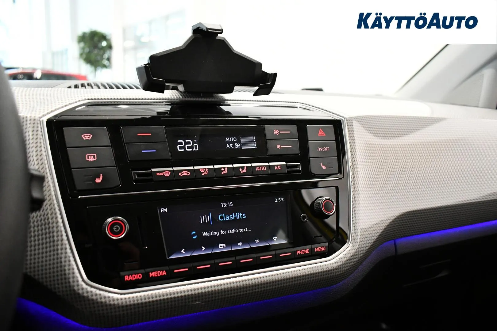 VOLKSWAGEN up! COU-924 carousel image