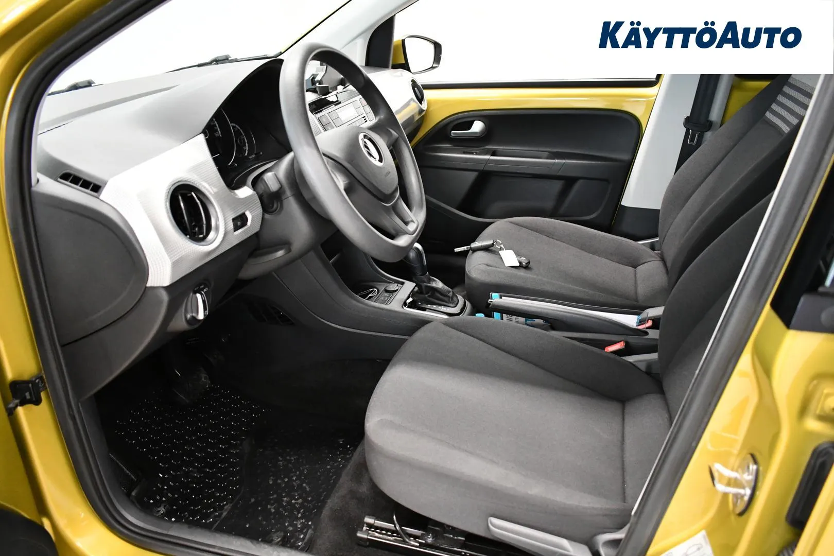 VOLKSWAGEN up! COU-924 carousel image