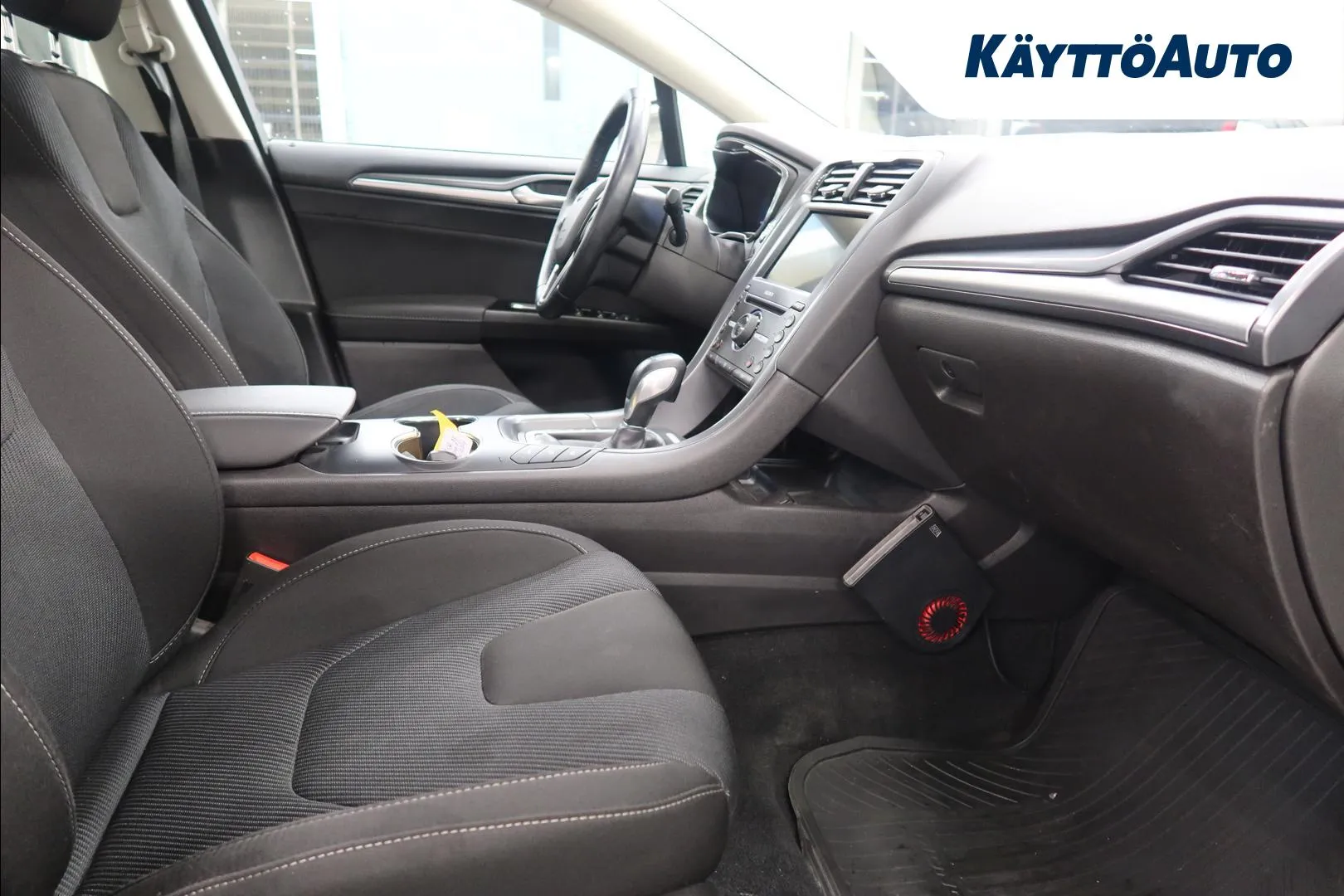 Ford Mondeo EPL-908 carousel image