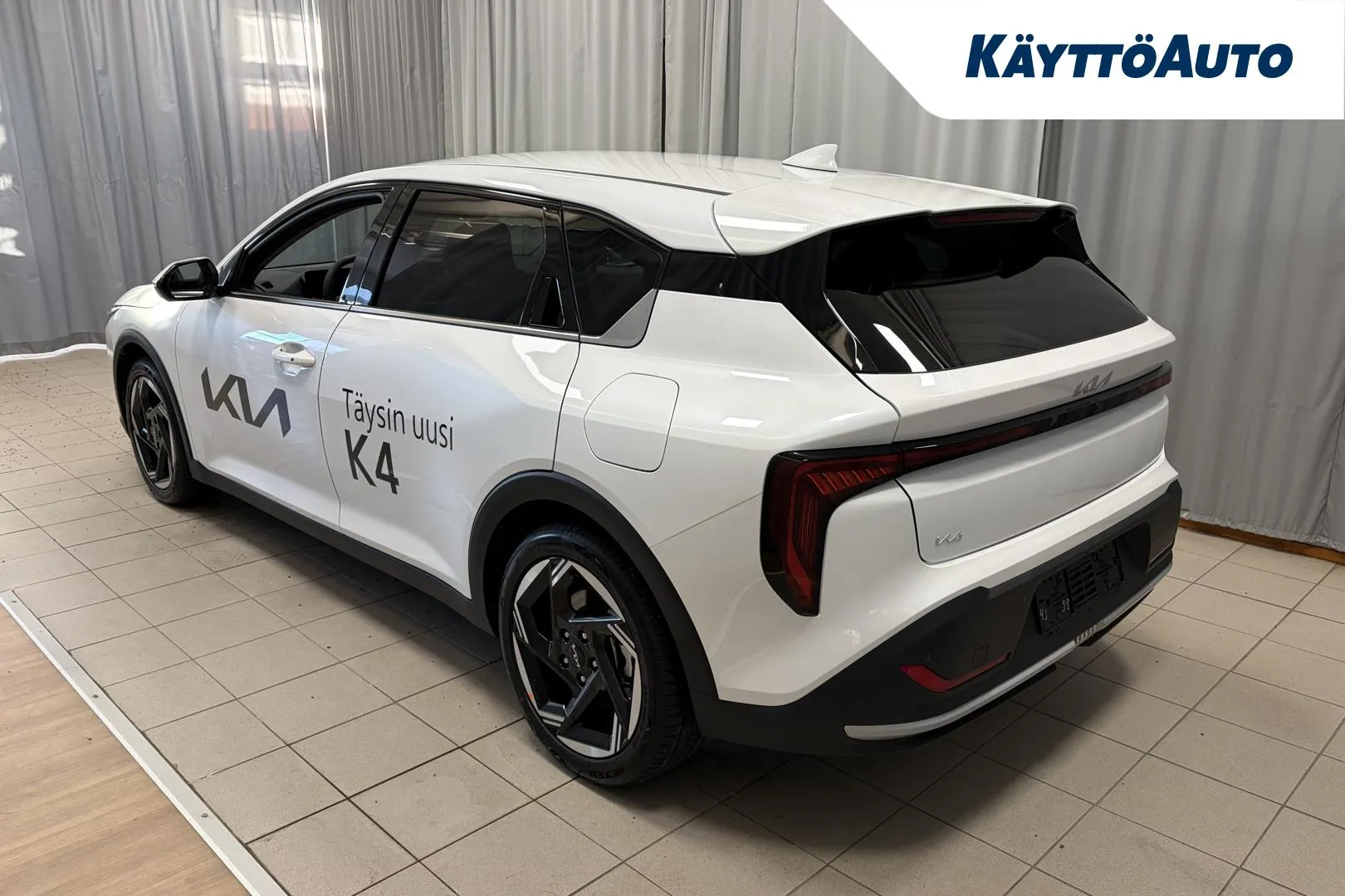 Kia K4 SRO-998 carousel image