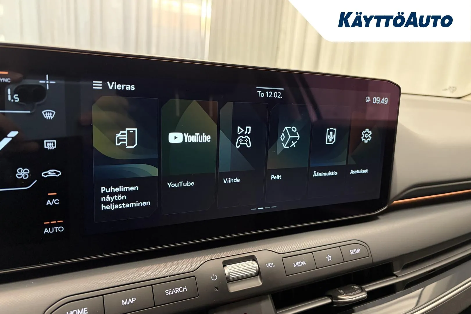 Kia K4 SRO-998 carousel image