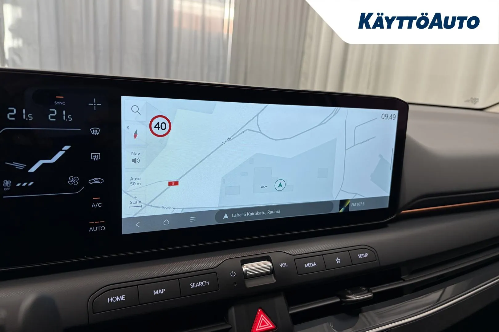 Kia K4 SRO-998 carousel image