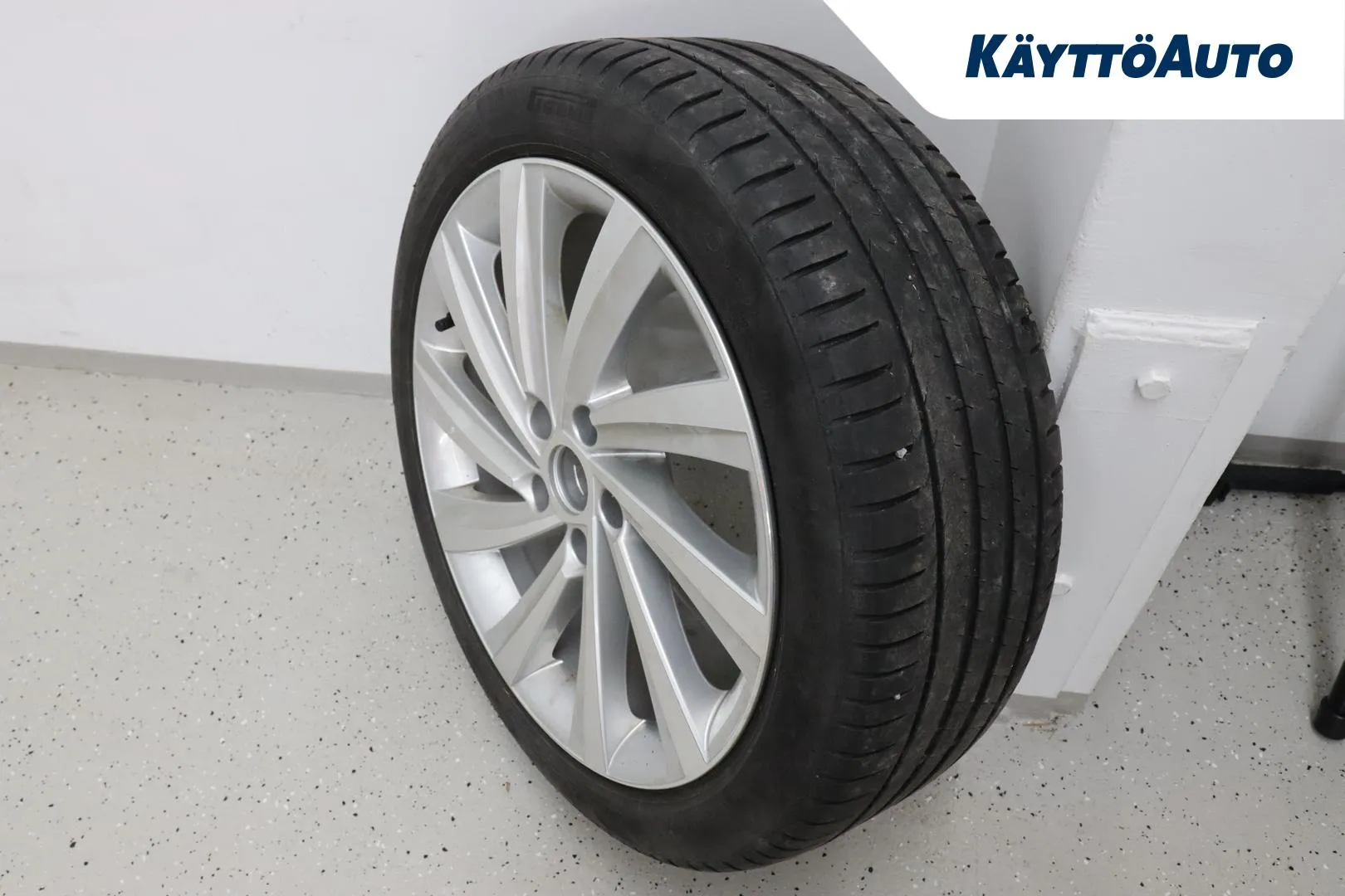 Skoda Octavia JMH-404 carousel image