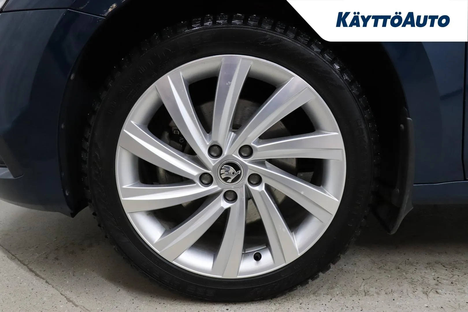 Skoda Octavia JMH-404 carousel image