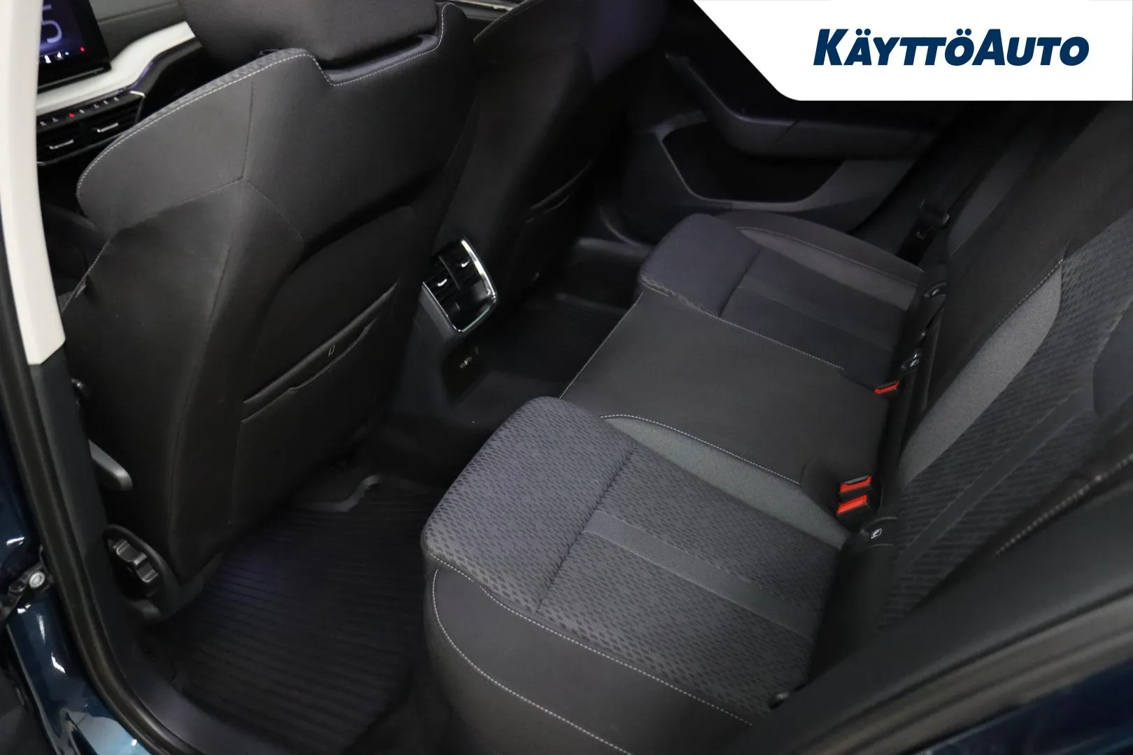 Skoda Octavia JMH-404 carousel image