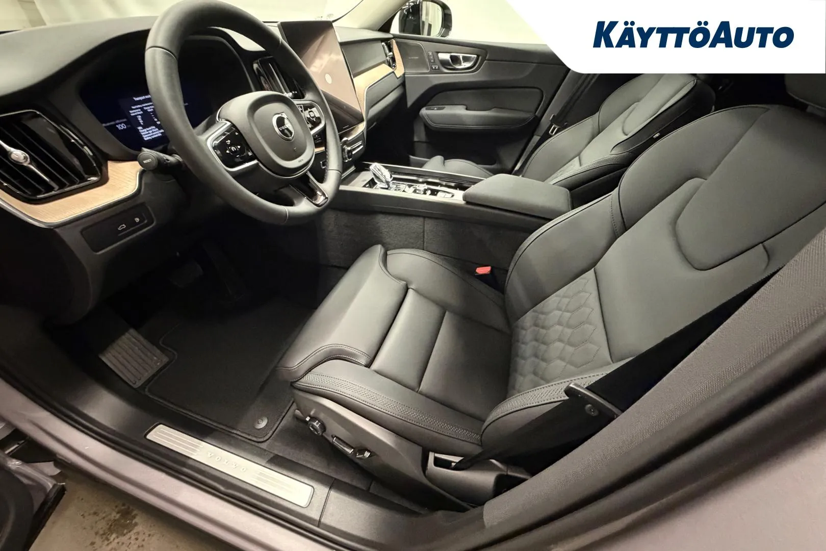 Volvo XC60 SRR-618 carousel image