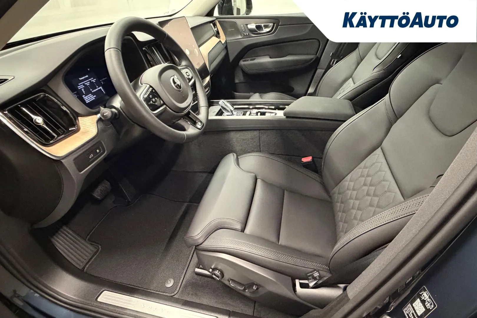 Volvo XC60 SRU-435 carousel image