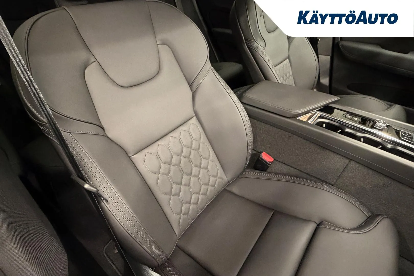 Volvo XC60 SRU-435 carousel image