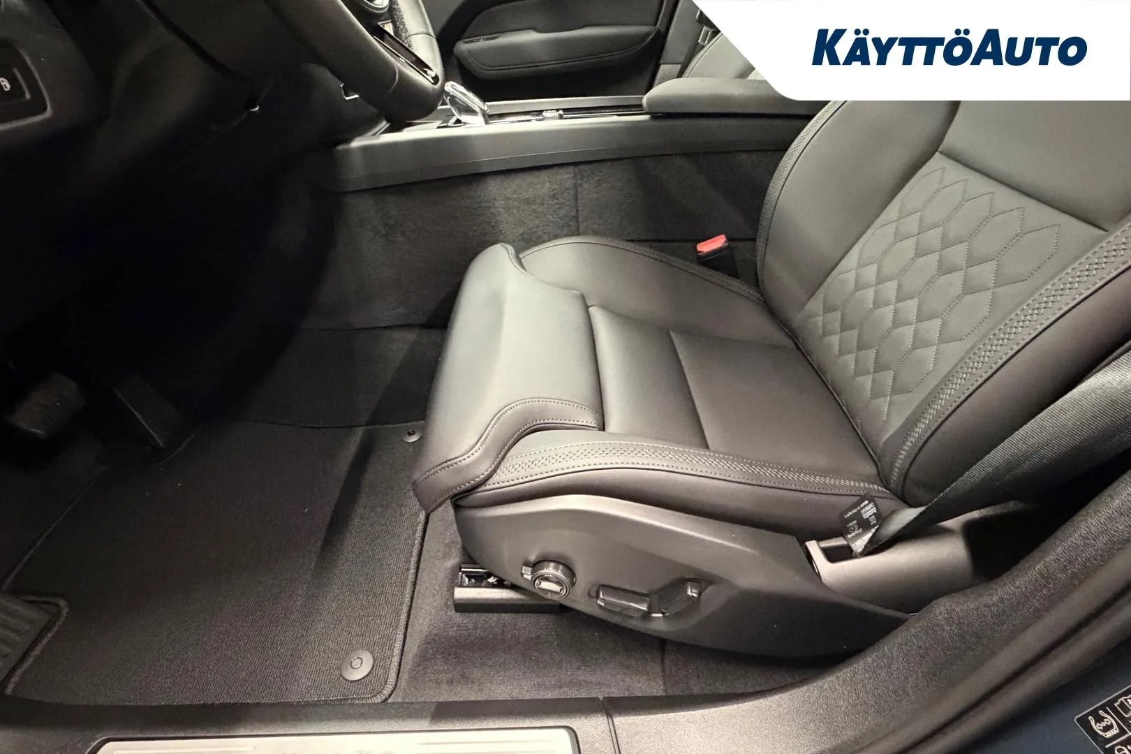 Volvo XC60 SRU-435 carousel image