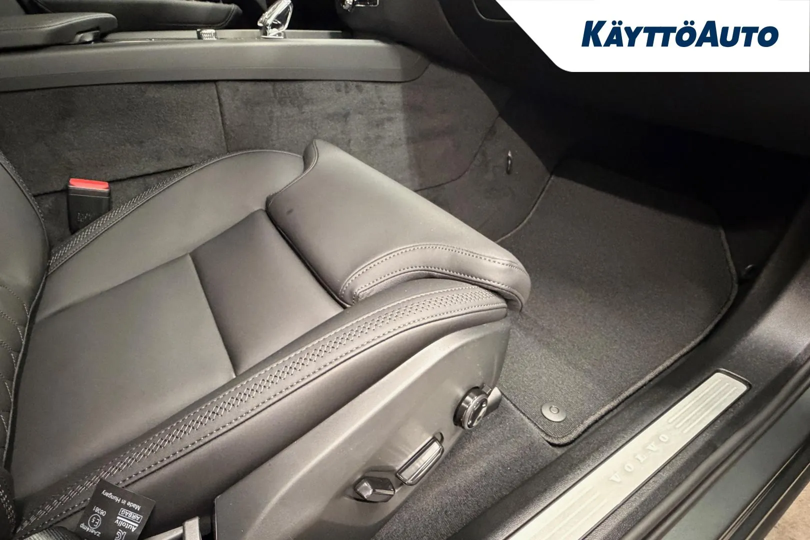 Volvo XC60 XTO-135 carousel image