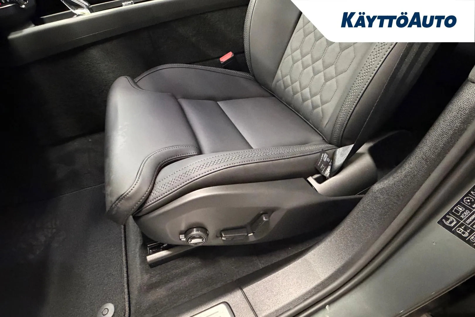 Volvo XC60 XTO-135 carousel image