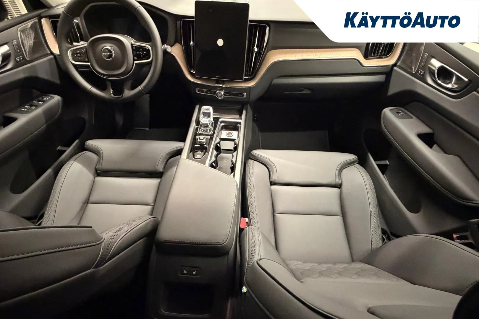 Volvo XC60 XTS-291 carousel image