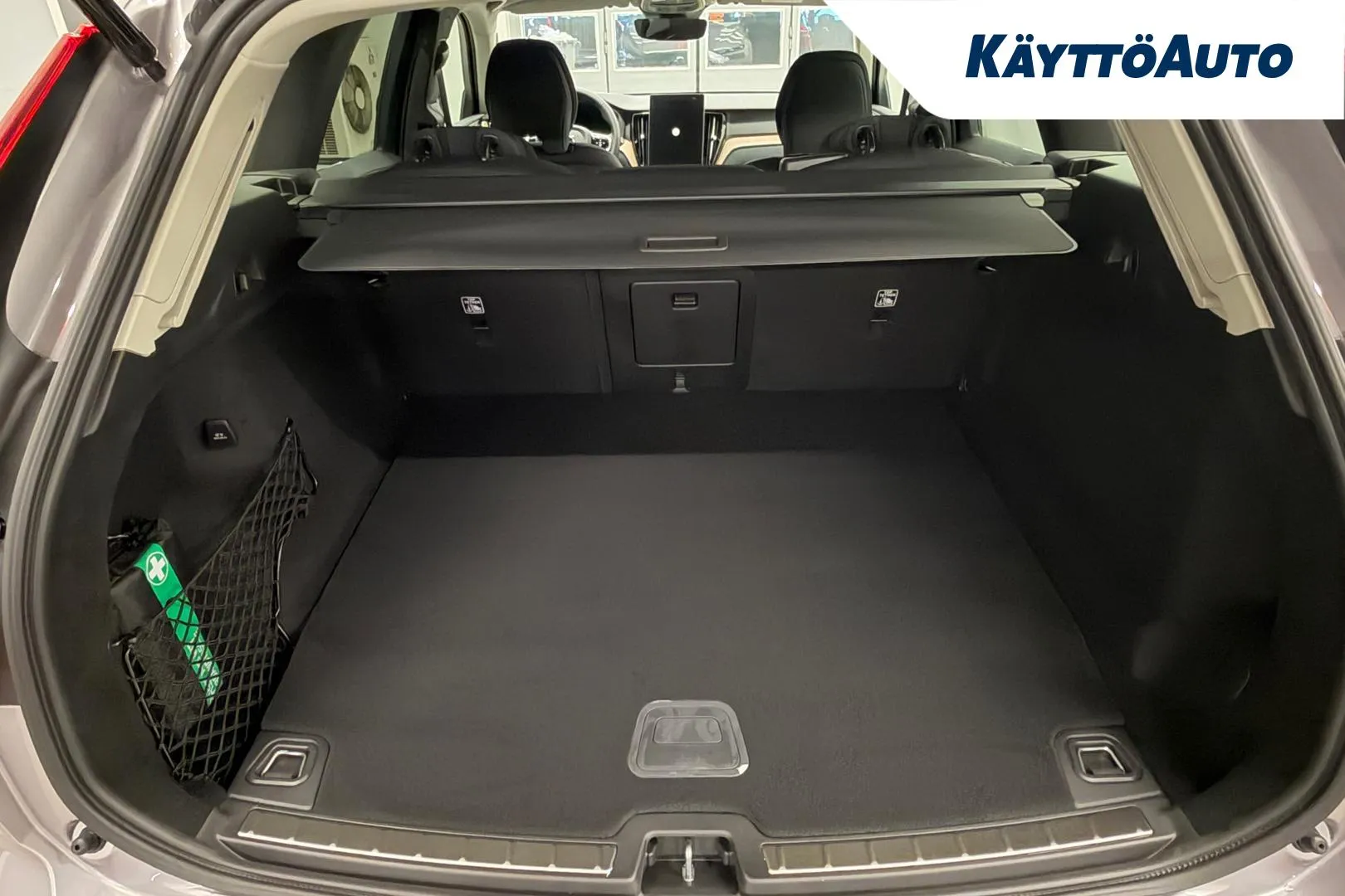 Volvo XC60 XTS-298 carousel image