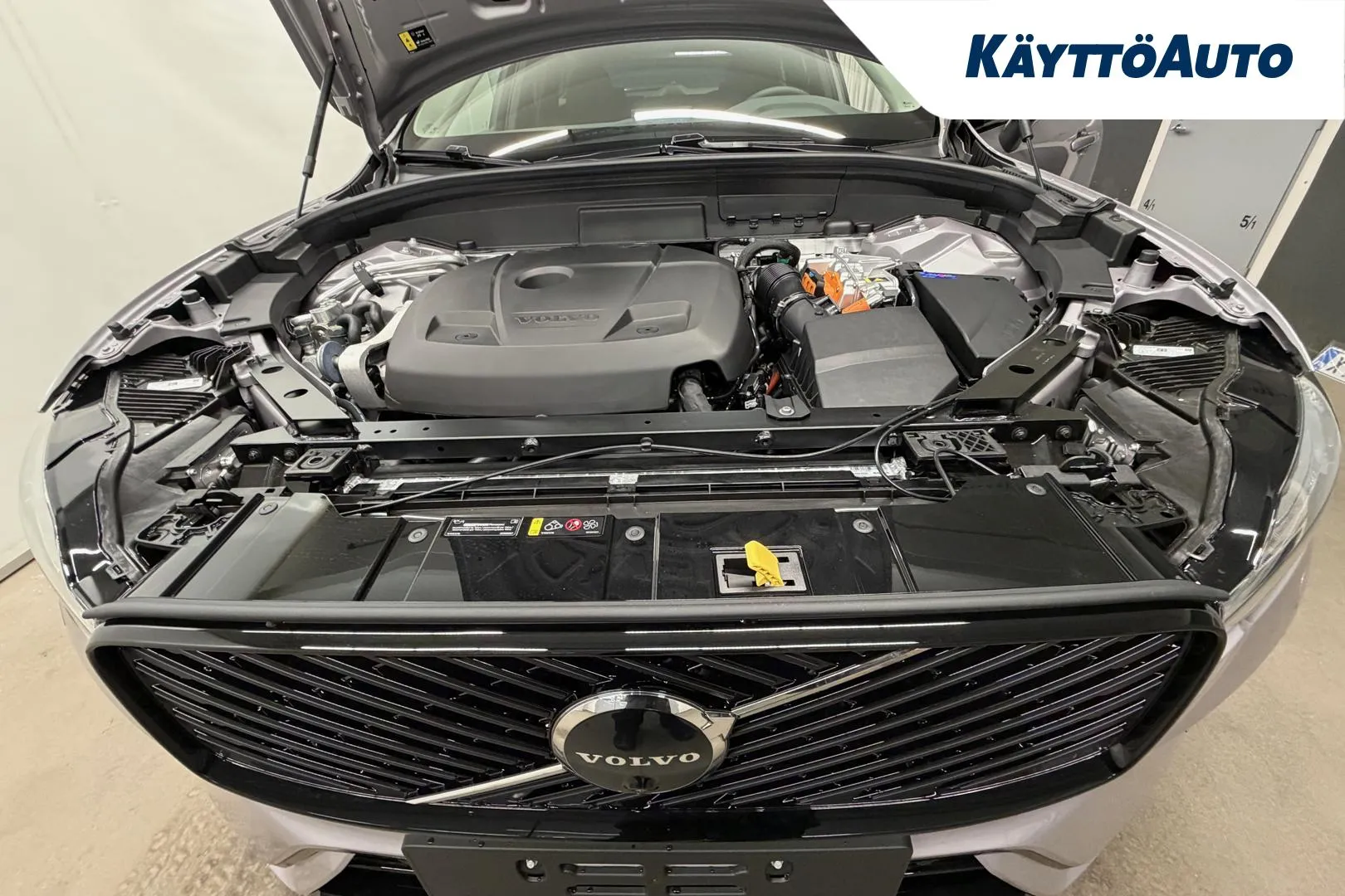 Volvo XC60 XTS-298 carousel image