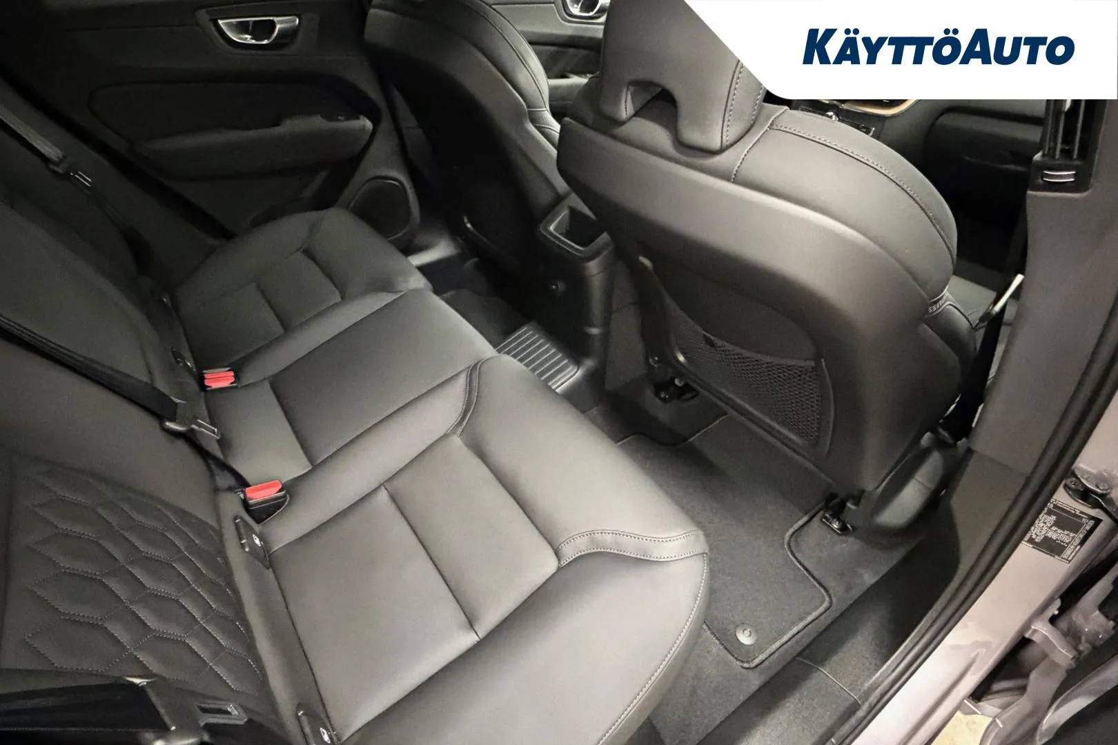 Volvo XC60 XTS-298 carousel image