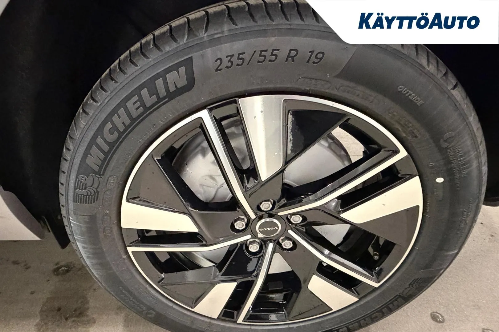 Volvo XC60 XTS-298 carousel image