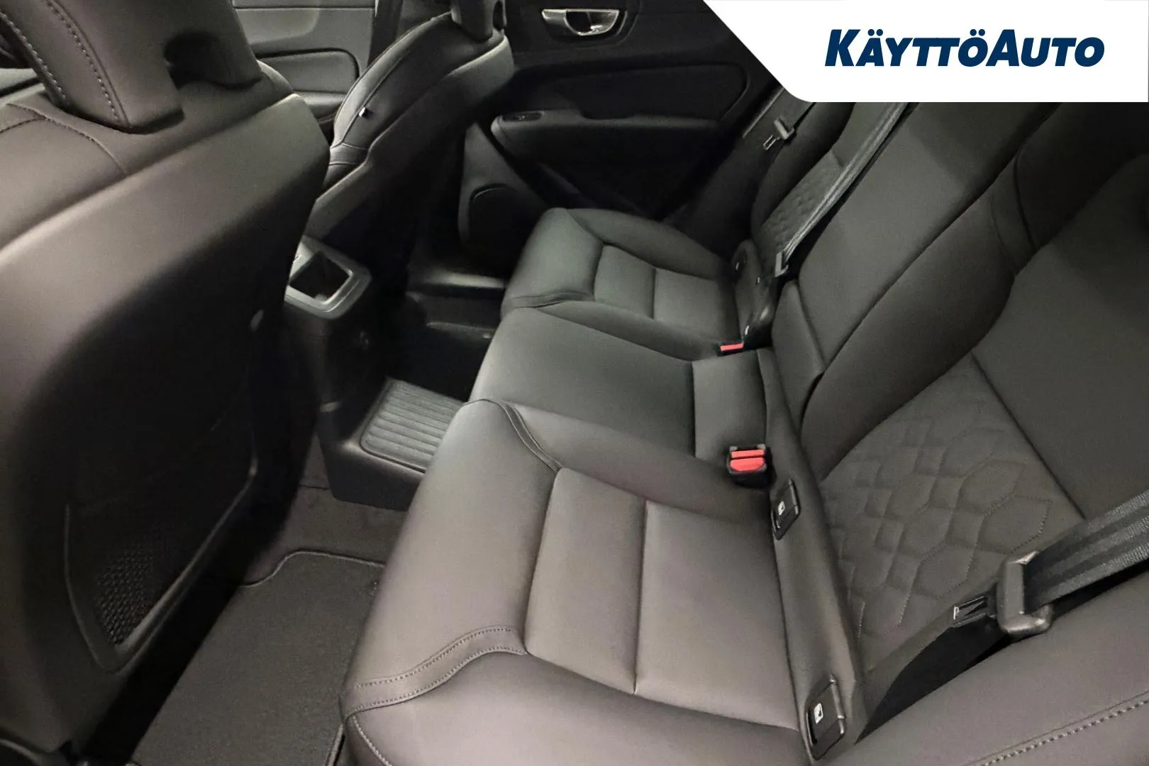 Volvo XC60 XTS-298 carousel image