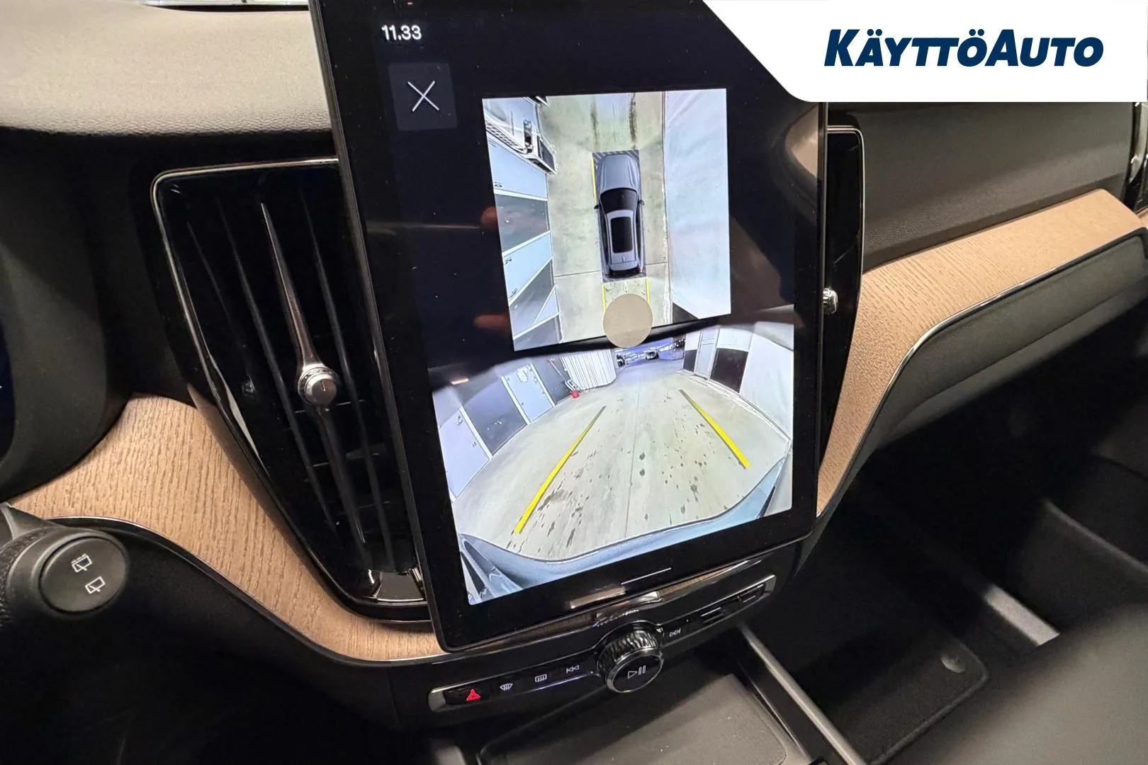 Volvo XC60 XTS-301 carousel image