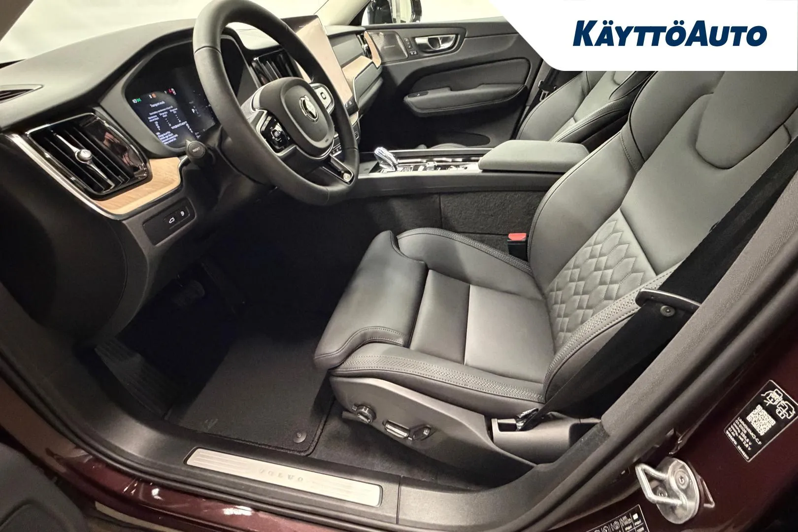 Volvo XC60 XTS-304 carousel image