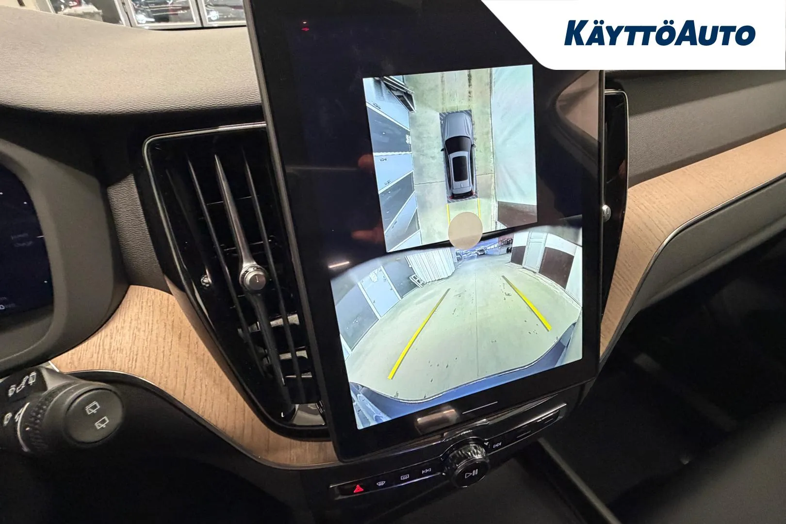 Volvo XC60 XTS-976 carousel image