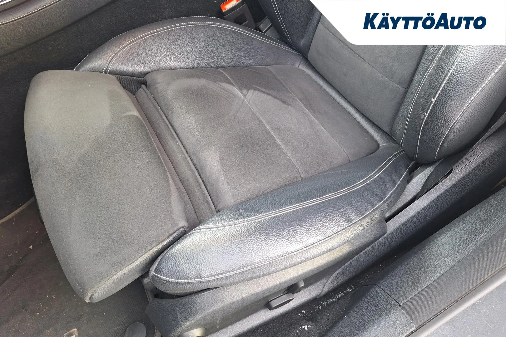 MERCEDES-BENZ E GON-410 carousel image