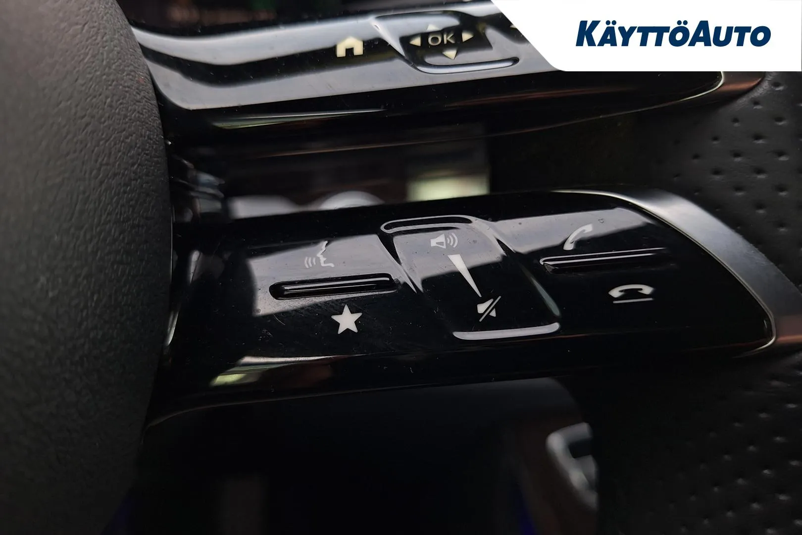 MERCEDES-BENZ E GON-410 carousel image