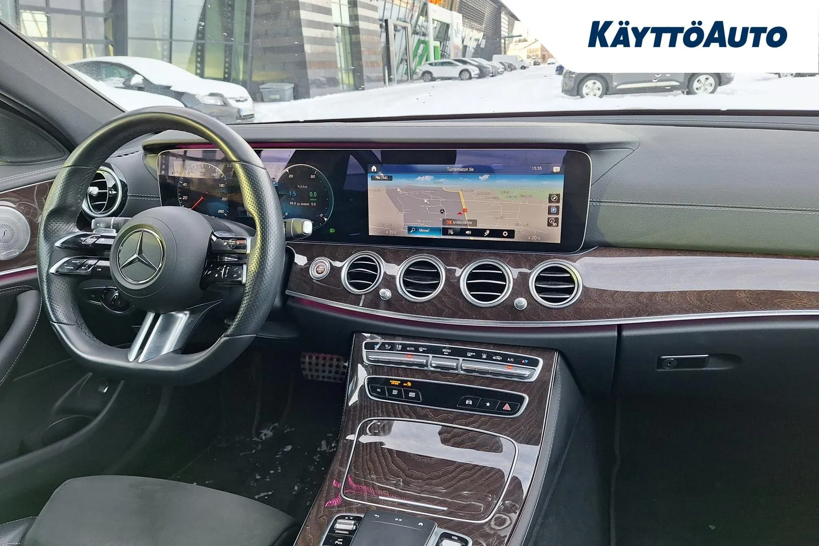 MERCEDES-BENZ E GON-410 carousel image