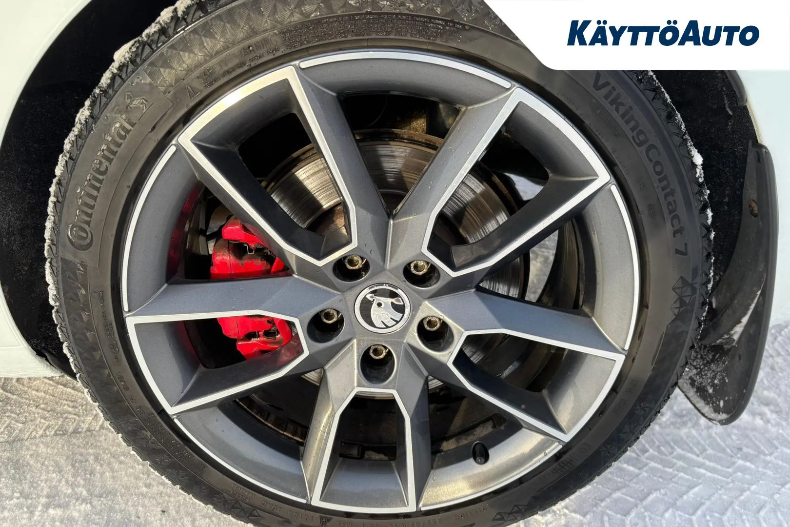 Skoda Octavia FNY-479 carousel image