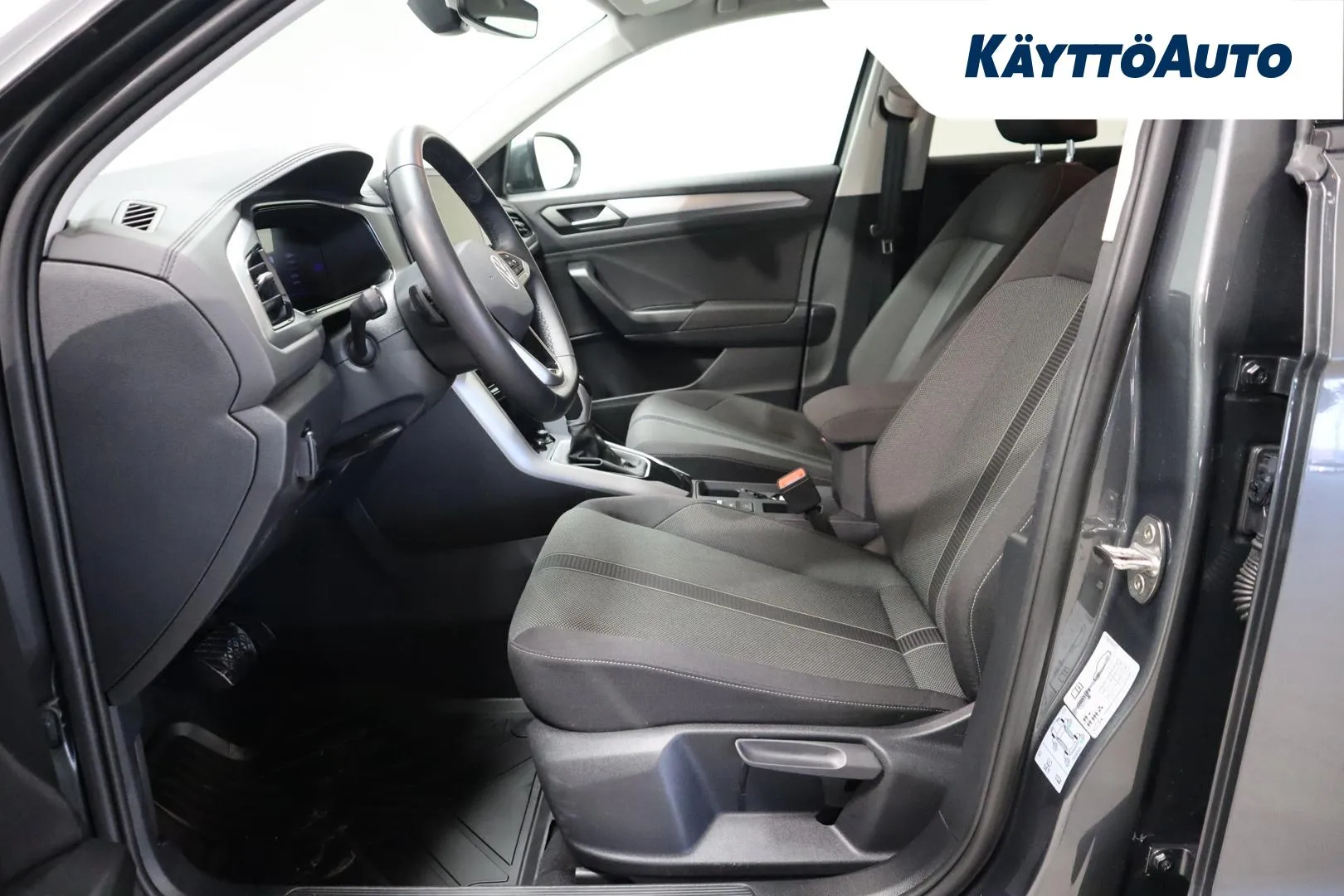 Volkswagen T-Roc XSX-691 carousel image