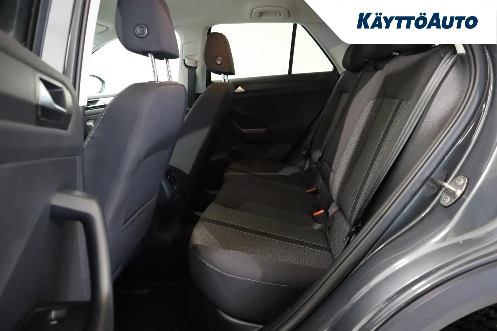 Volkswagen T-Roc XSX-691 carousel image