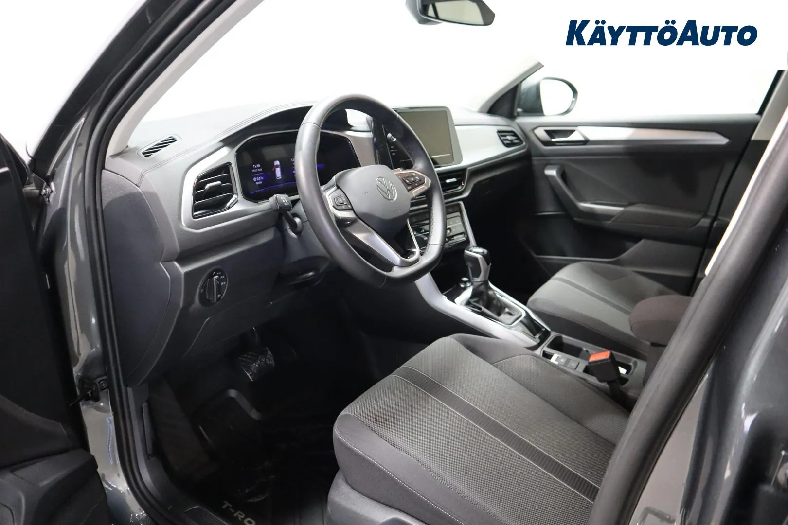 Volkswagen T-Roc XSX-691 carousel image