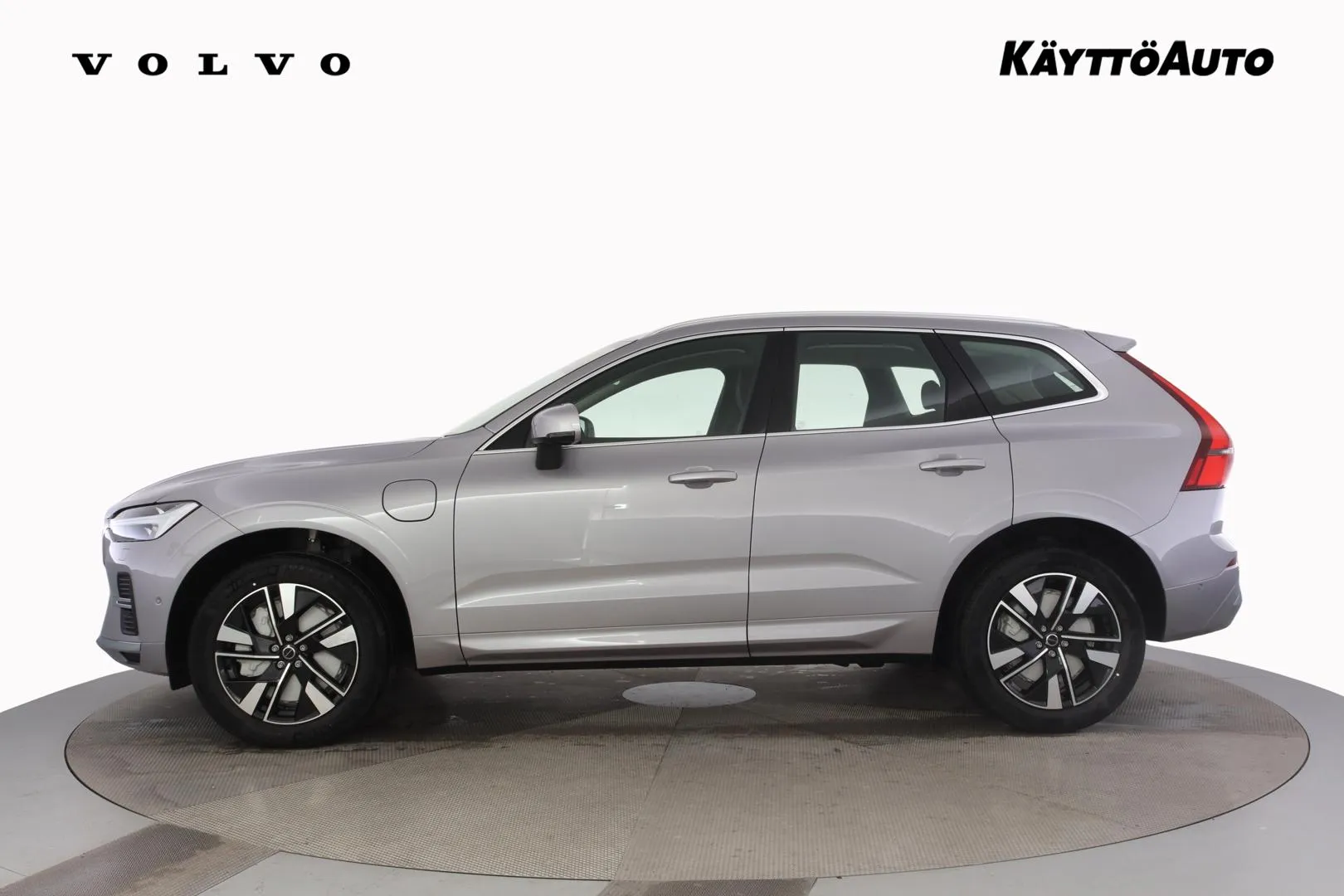 Volvo XC60 YMI-753 carousel image