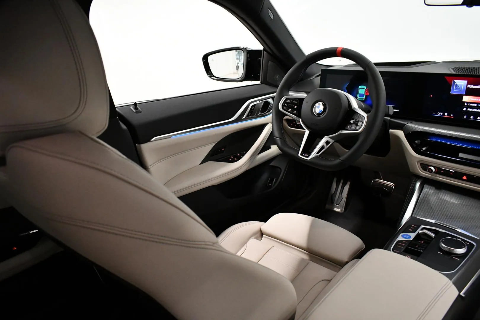 BMW i4 XTS-226 carousel image