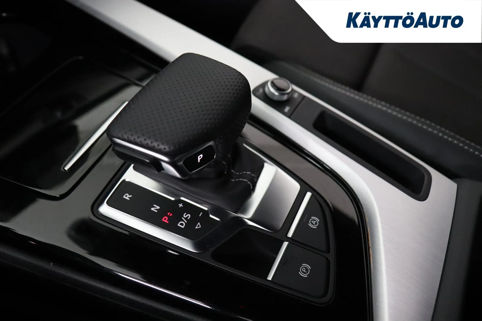 Audi A4 JLY-567 carousel image