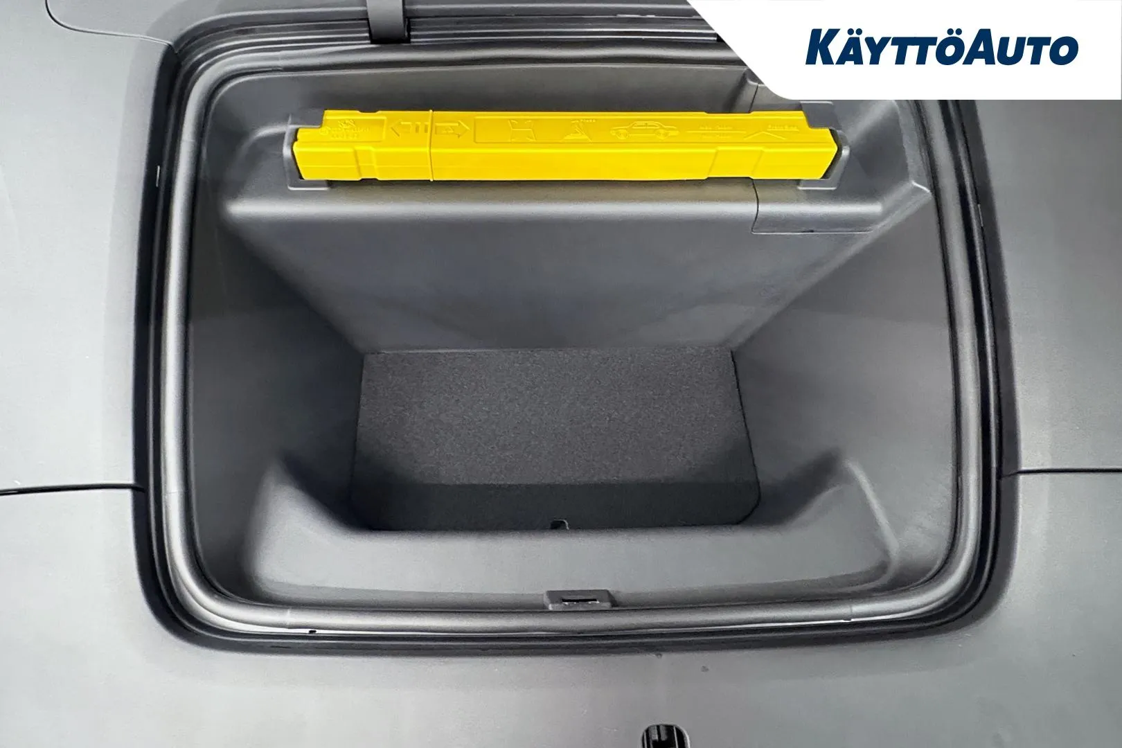 Polestar 4 KXP-722 carousel image