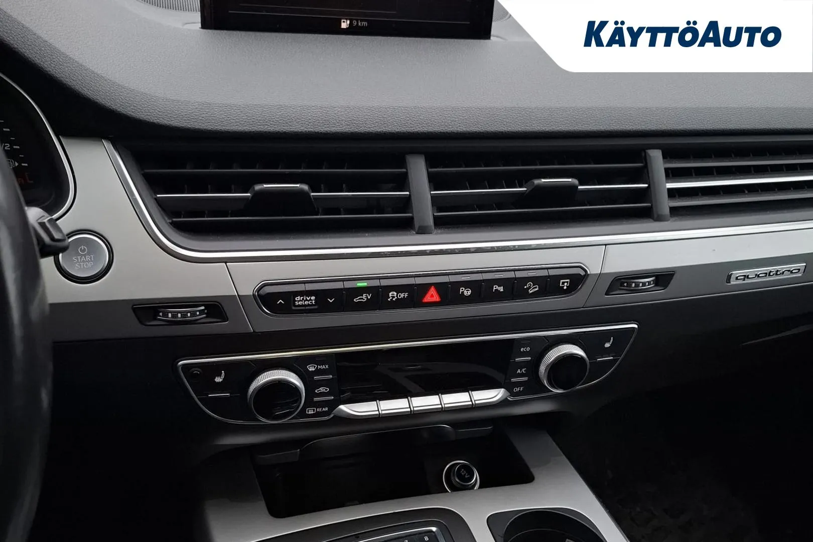 AUDI Q7 JKG-811 carousel image