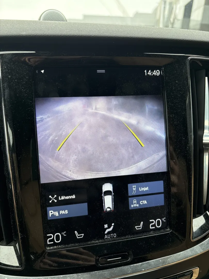 VOLVO V60 Cross Country YLH-584 carousel image