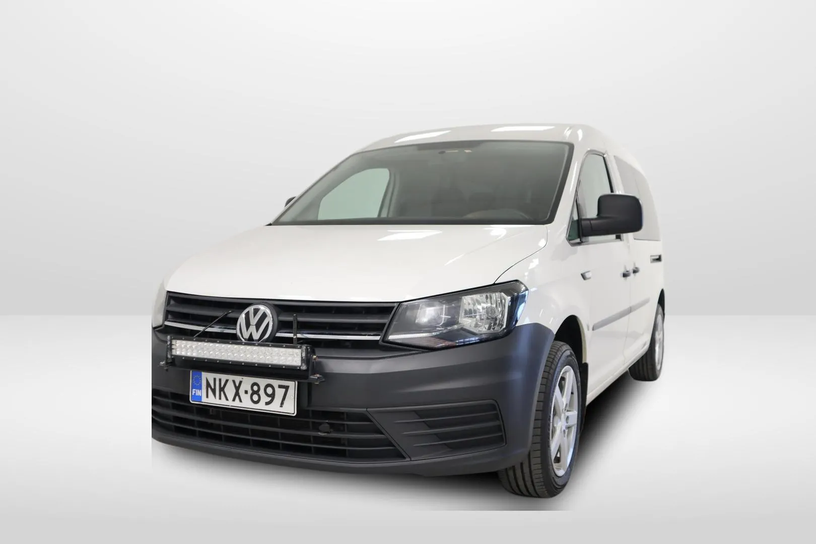 VOLKSWAGEN Caddy Maxi NKX-897 carousel image