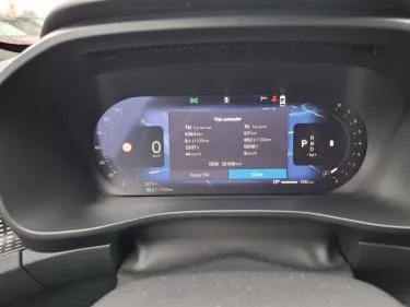 VOLVO XC40 EVJ-750 carousel image